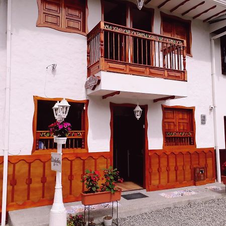 Elizabetha Hostal سالنتو المظهر الخارجي الصورة
