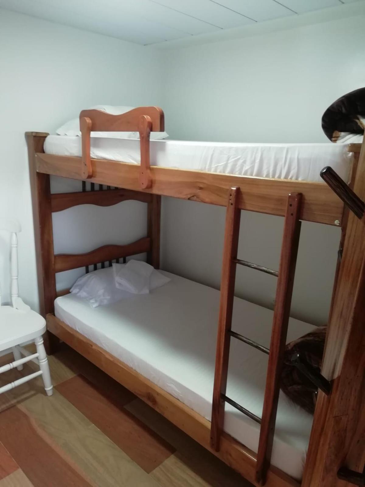 Elizabetha Hostal سالنتو المظهر الخارجي الصورة