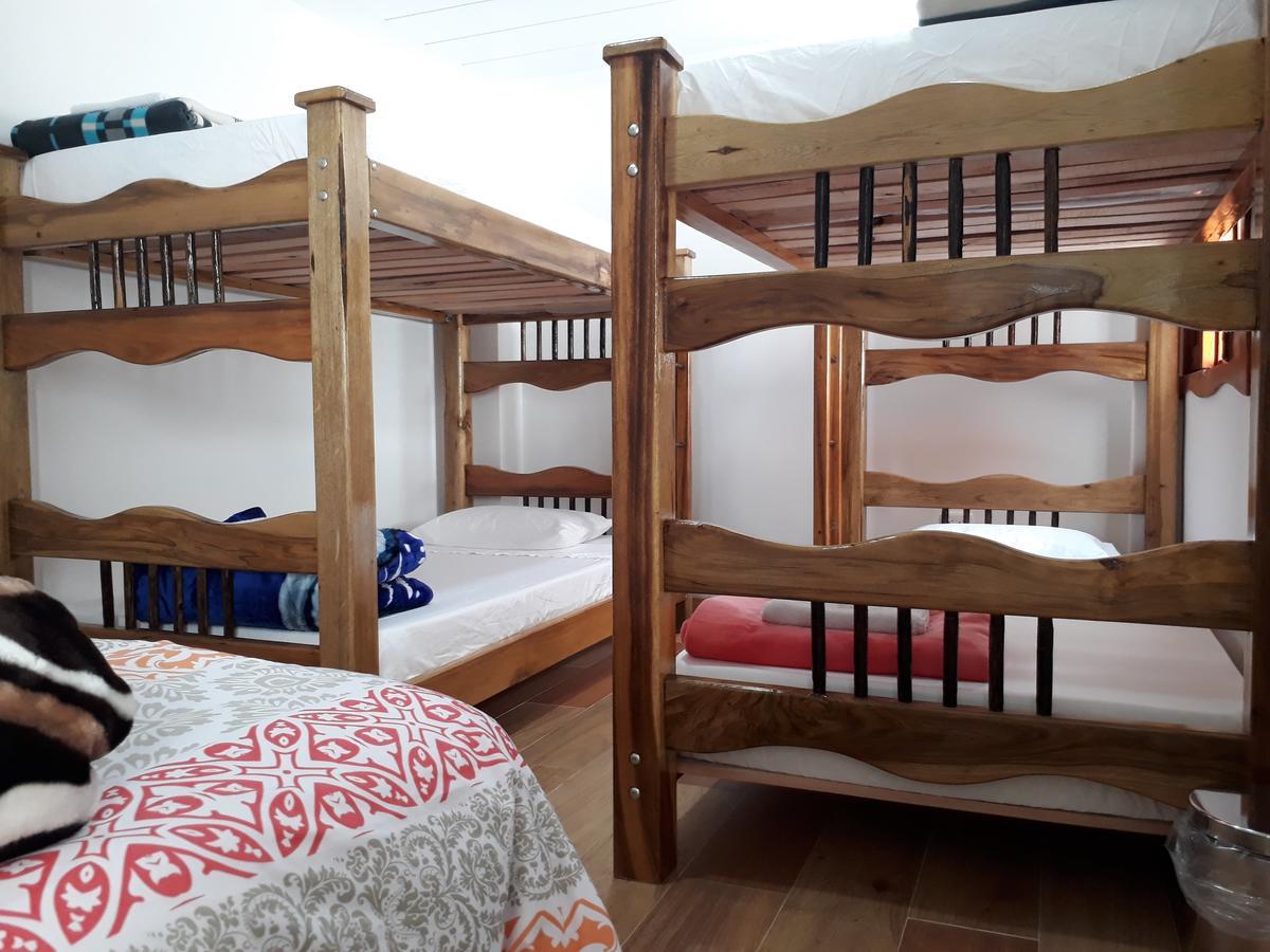Elizabetha Hostal سالنتو المظهر الخارجي الصورة