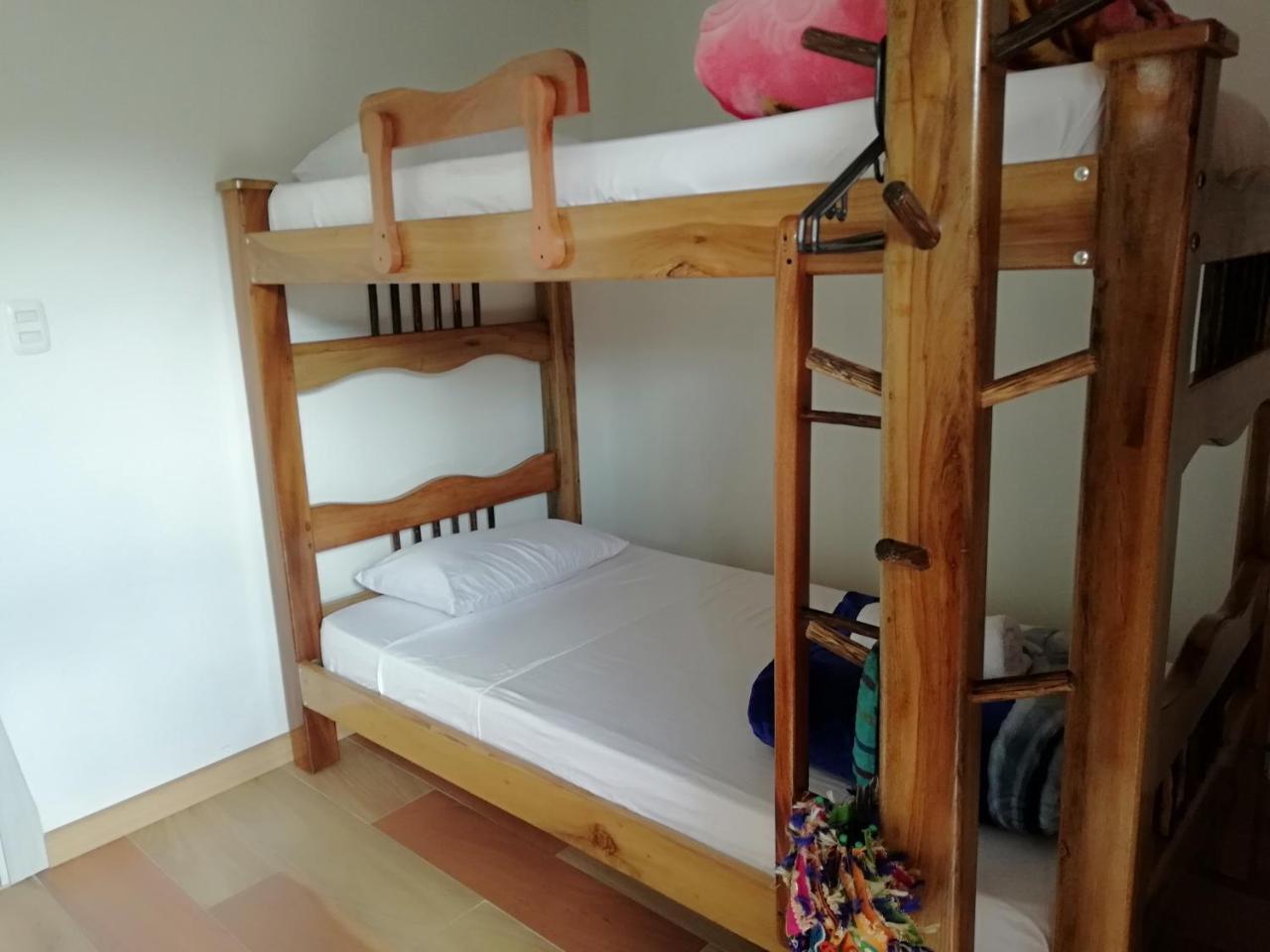 Elizabetha Hostal سالنتو المظهر الخارجي الصورة