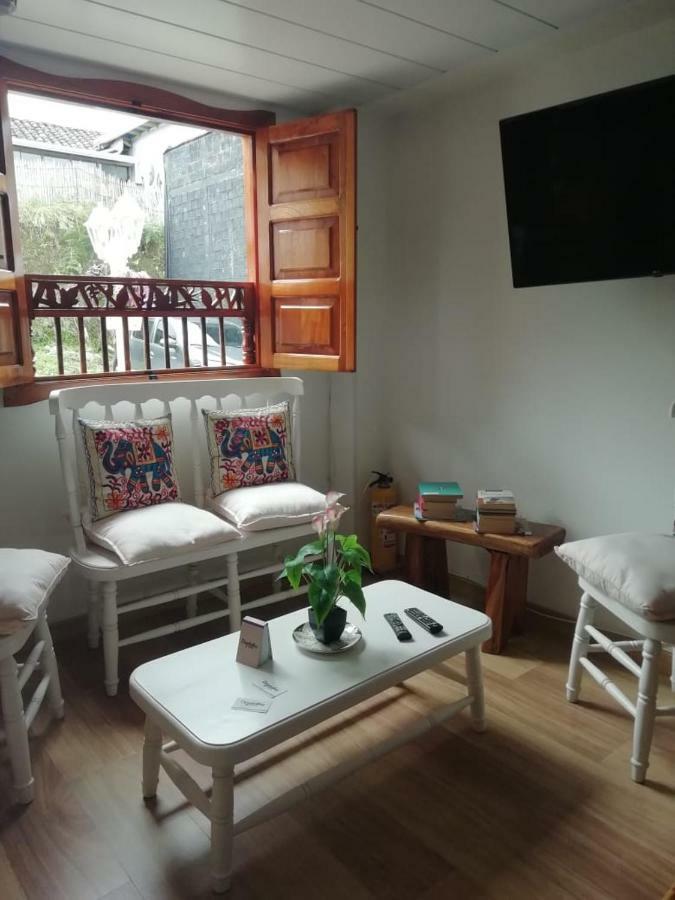Elizabetha Hostal سالنتو المظهر الخارجي الصورة