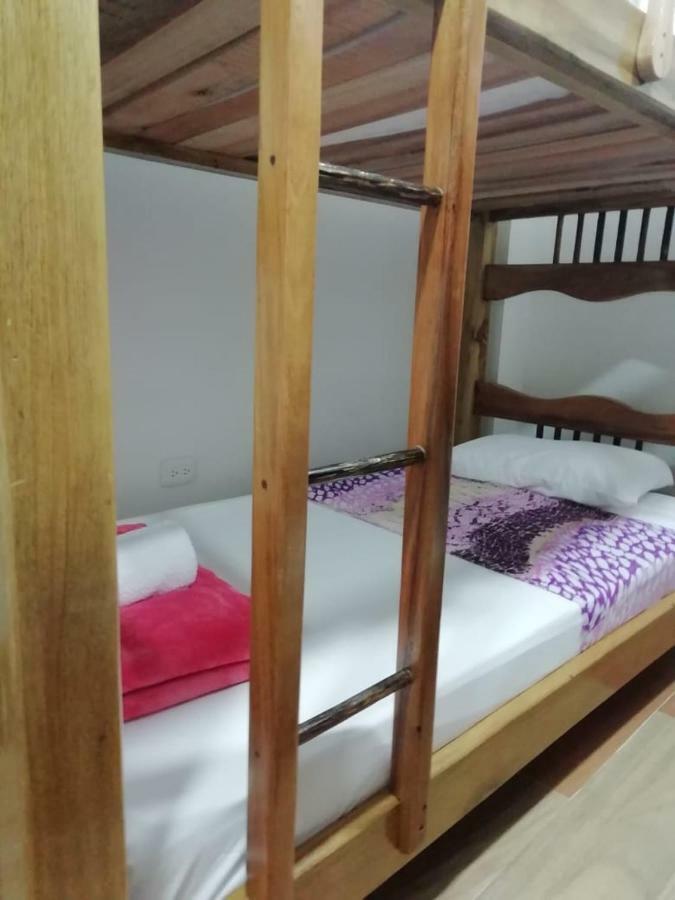 Elizabetha Hostal سالنتو المظهر الخارجي الصورة